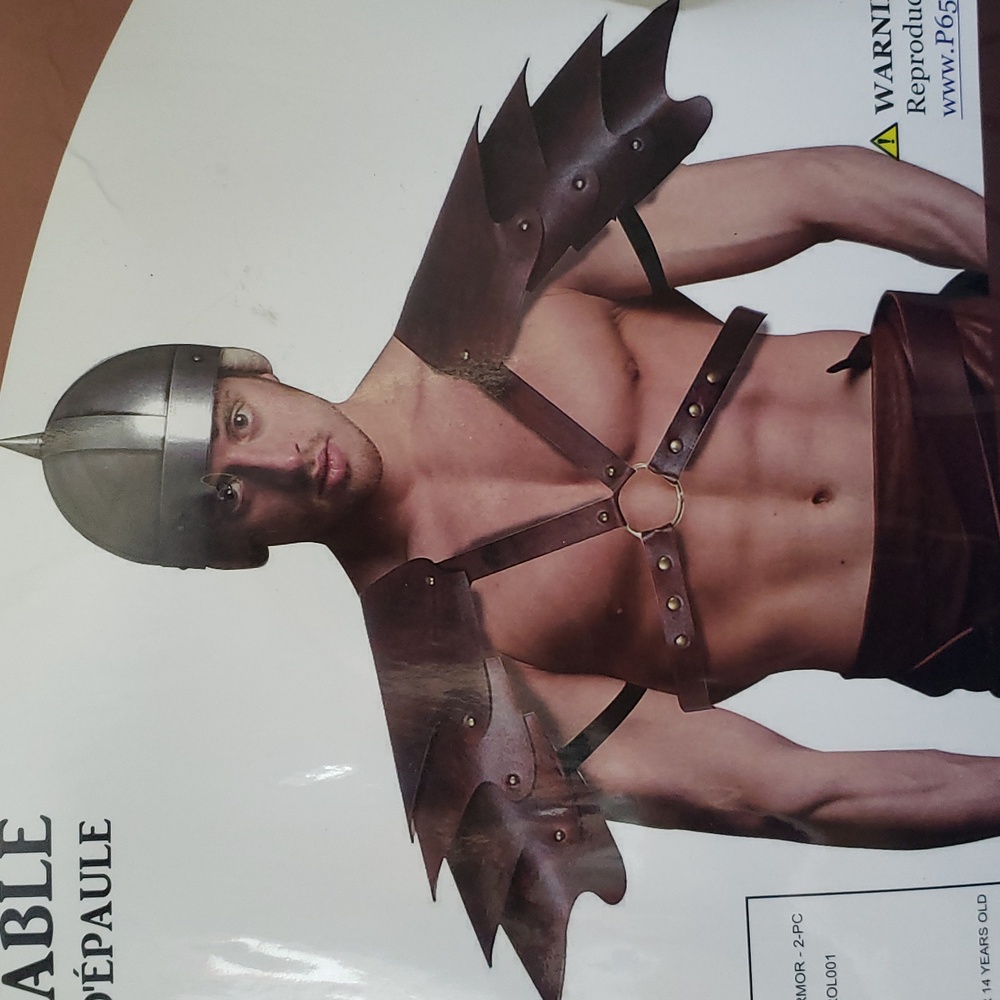 NEW: Shoulder armor adjustable Halloween costume
